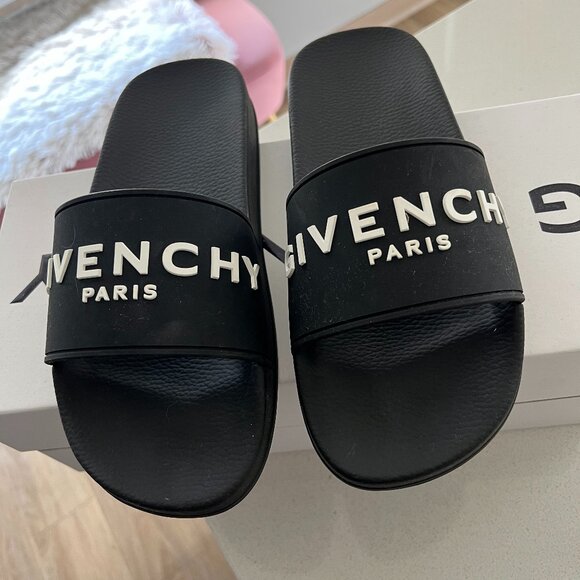 Givenchy Logo Rubber Sandal Slide - Picture 1 of 6